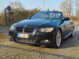 BMW 335i Cabrio - M-Paket ab Werk - BMW 335 in Oberhausen