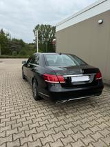 Mercedes-Benz  Autom. TSE/Fiskal Wegstreckenz.Taxi/Mietwagen - Mercedes-Benz E 200: Taxi