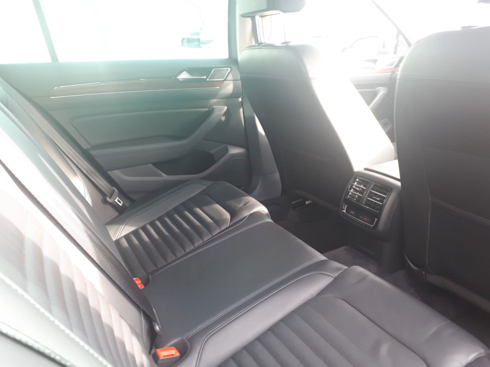 VW Passat 2.0 TSI 162kW DSG Highline Highline