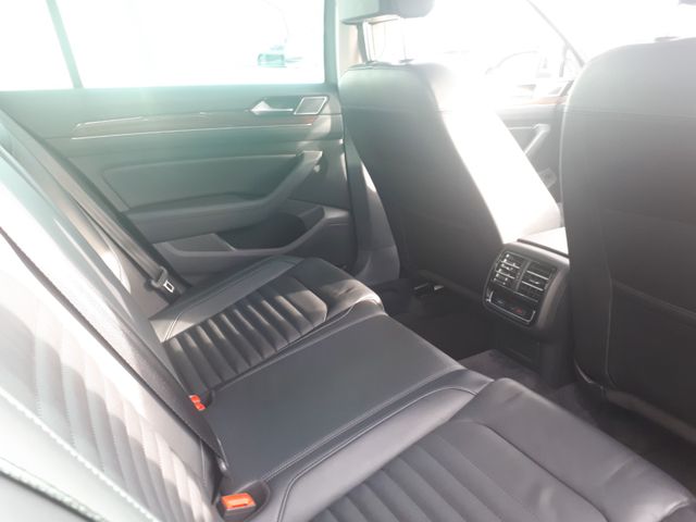 VW Passat 2.0 TSI 162kW DSG Highline Highline