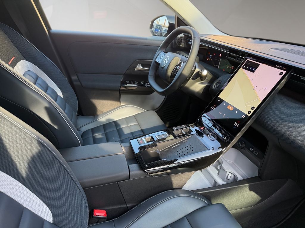 Fahrzeugabbildung Citroën C5 Aircross Hybrid 145 MAX