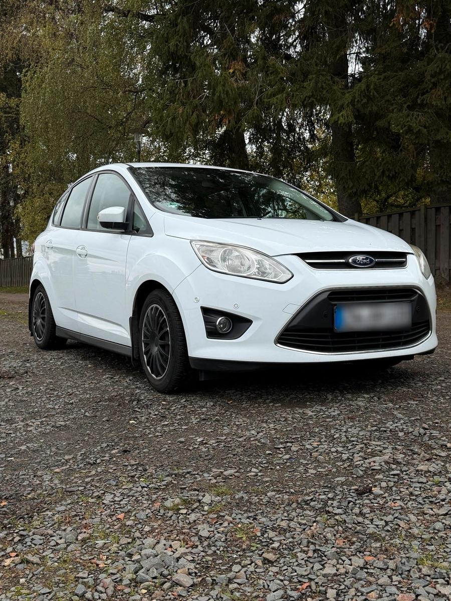 Ford C-MAX 2013 — вигляд ззаду