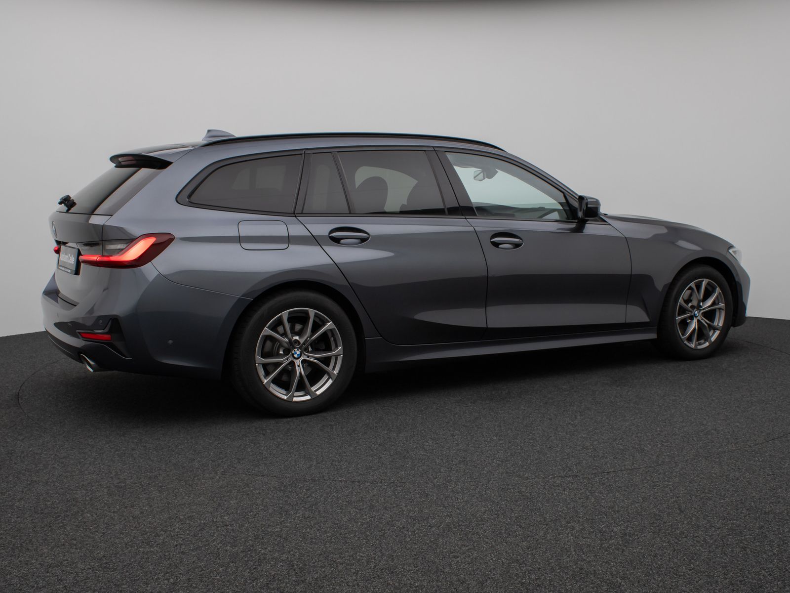 Fahrzeugabbildung BMW 320d SportLine Panorama Kamera DAB Komfort Alarm