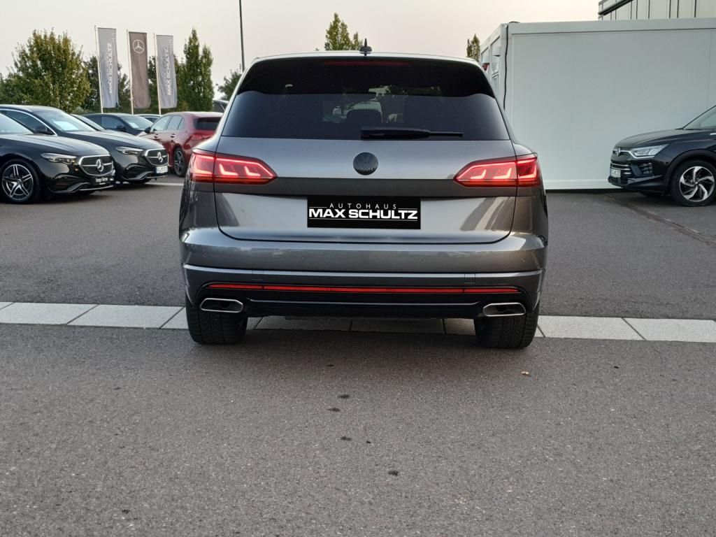 Fahrzeugabbildung Volkswagen Touareg R-Line 4Motion *AHK*HUD*Navi*Standh.*PDC