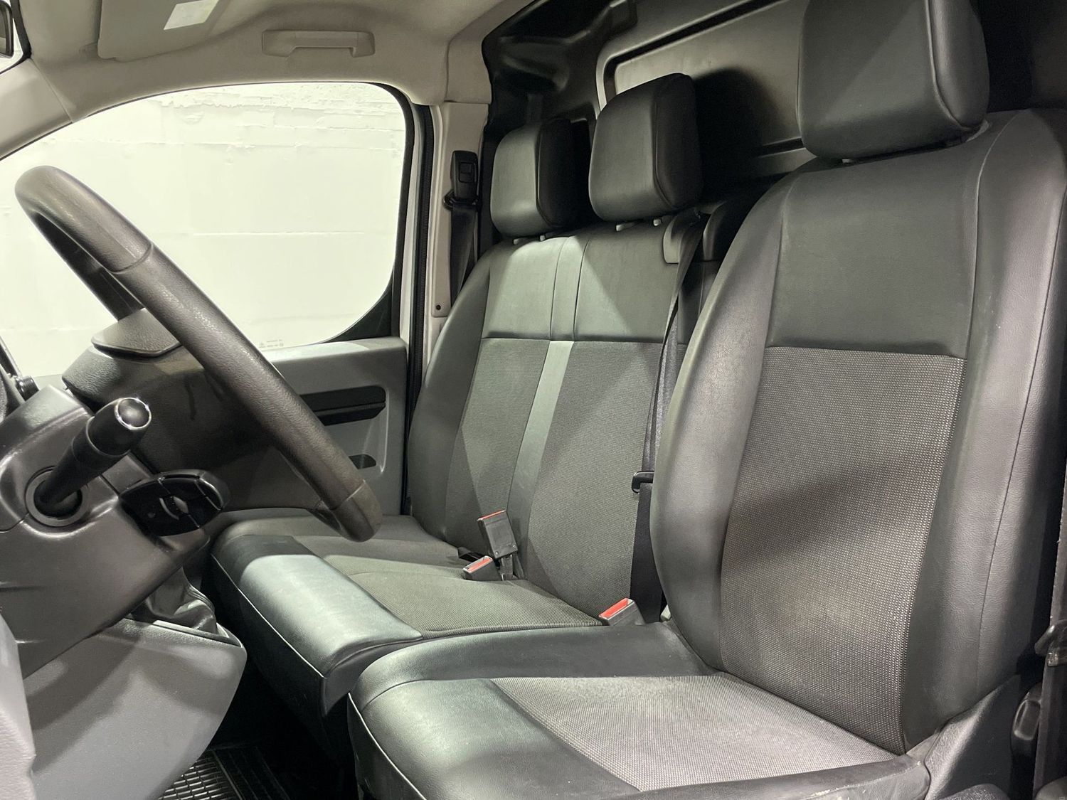 Fahrzeugabbildung Opel Vivaro Edition L(L3) Sortimo#Kamera#Klima#Totwin
