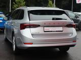 Skoda Octavia Combi 2.0 TDI Style LED Navi ACC Head-Up - Skoda Octavia mit Diesel-Antrieb