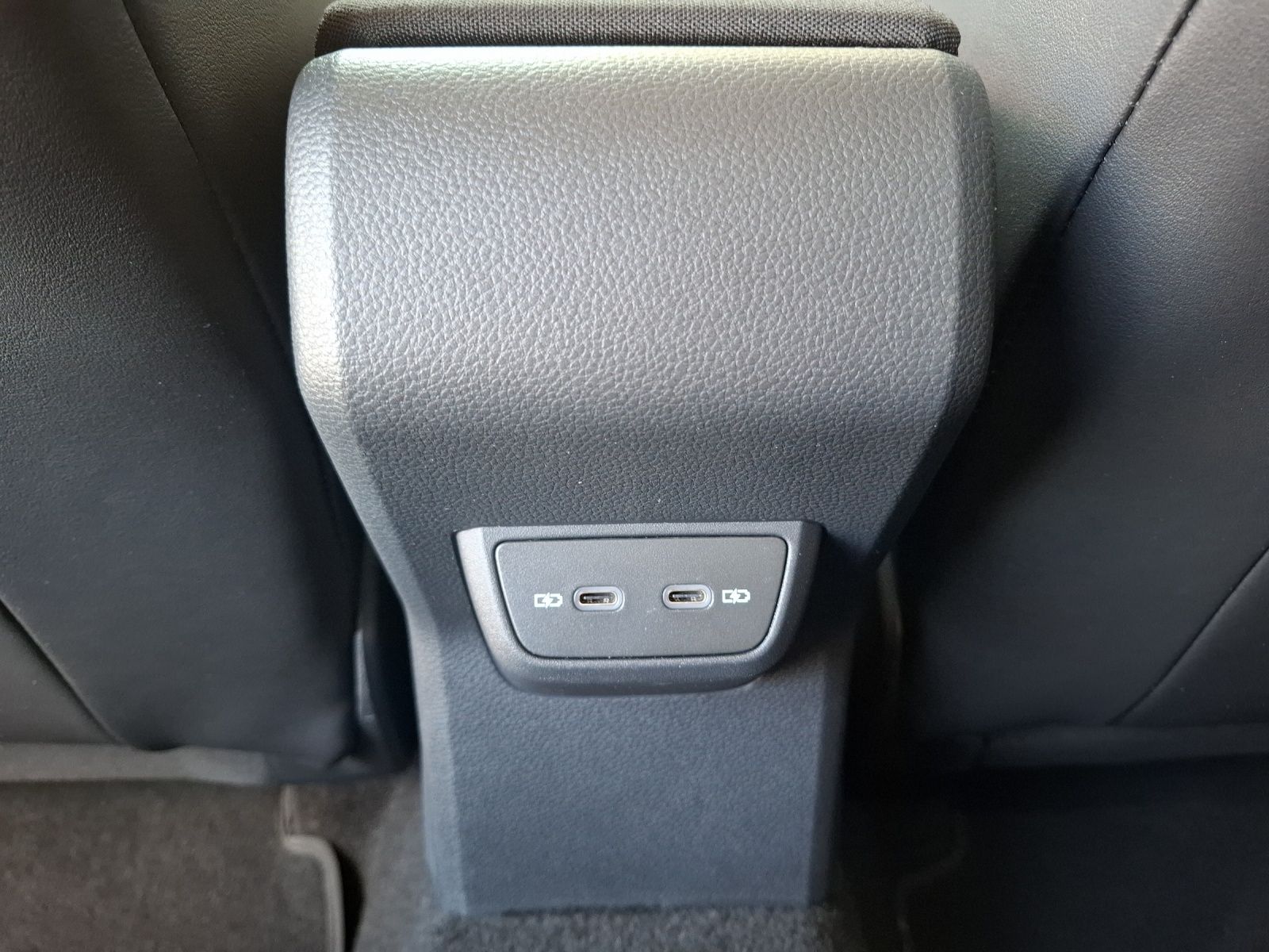 Fahrzeugabbildung Volkswagen Polo TSI Style DSG Matrix Navi AID ACC RFK SH LM
