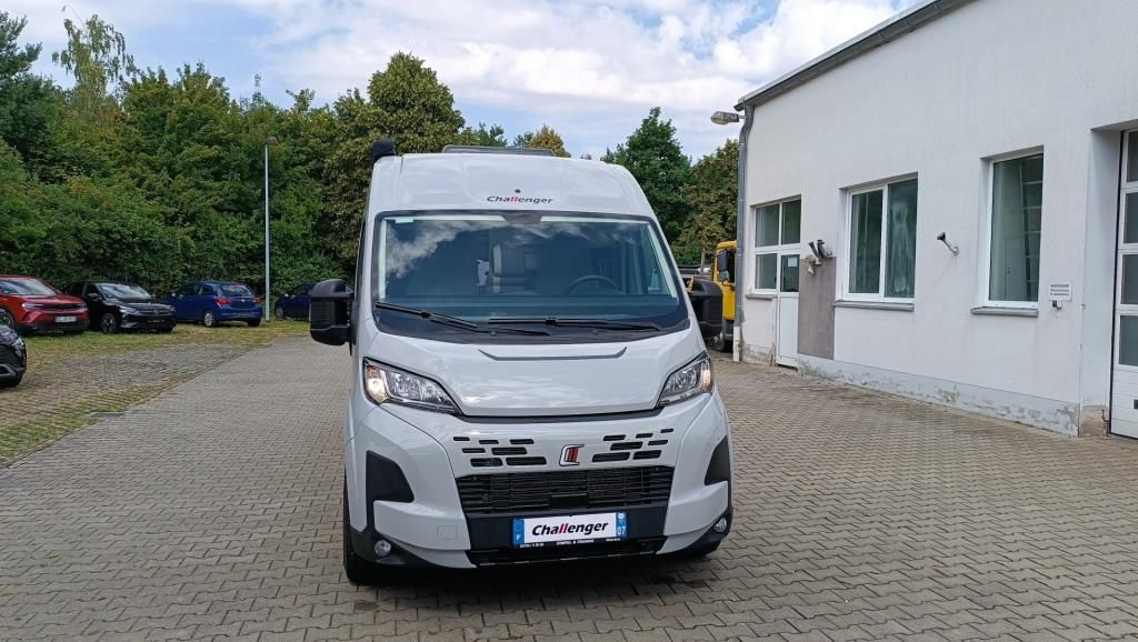 Autohaus Zimpel & Franke -  Challenger Challenger V217 Sport +Markise+Solar+Connect - Bild 2