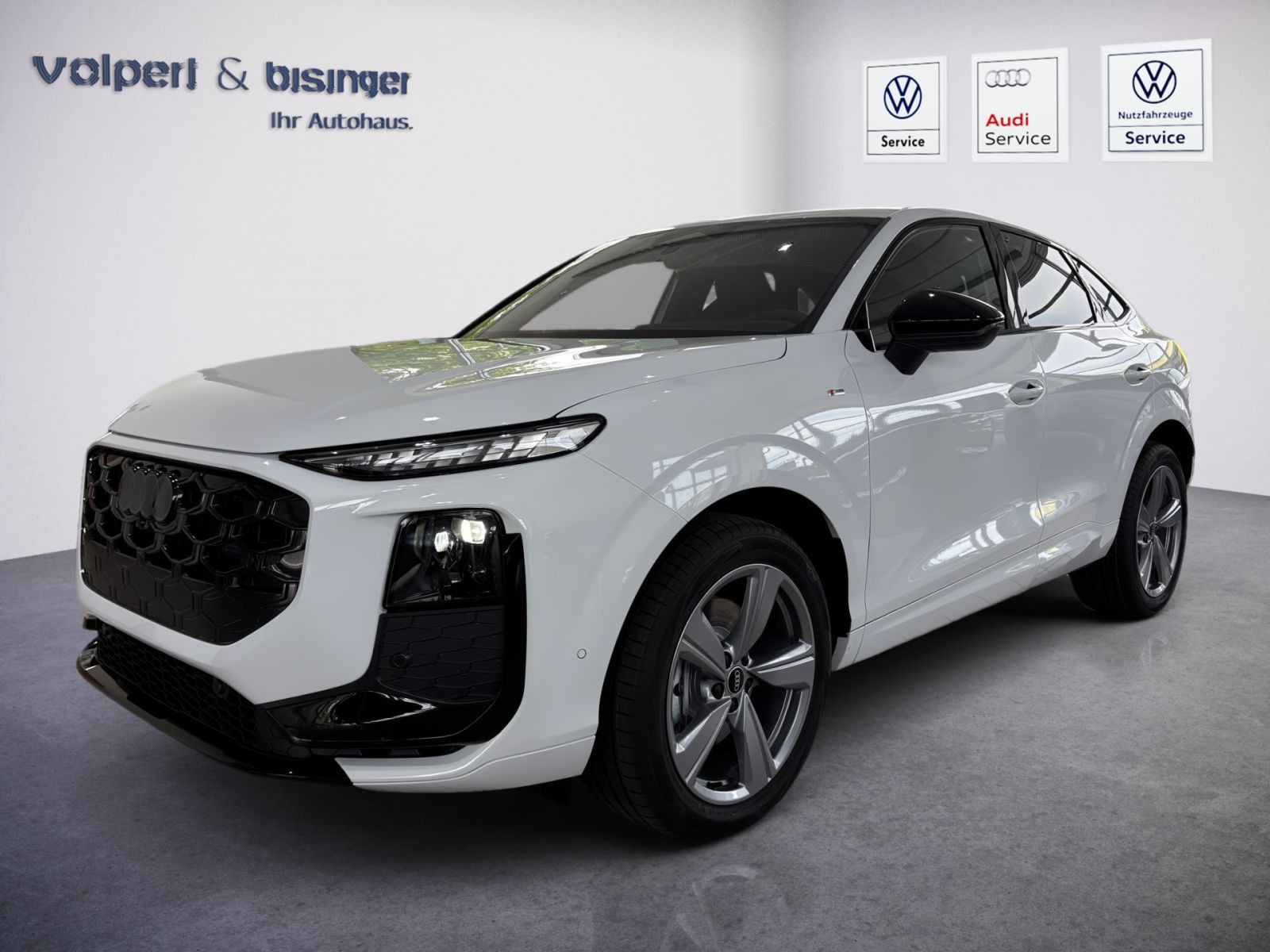 AUDI Q3 – Q3 Sportback 2,0l quattro_S-tronic_S-Line Fahrzeugbild