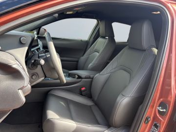 Lexus UX - 9