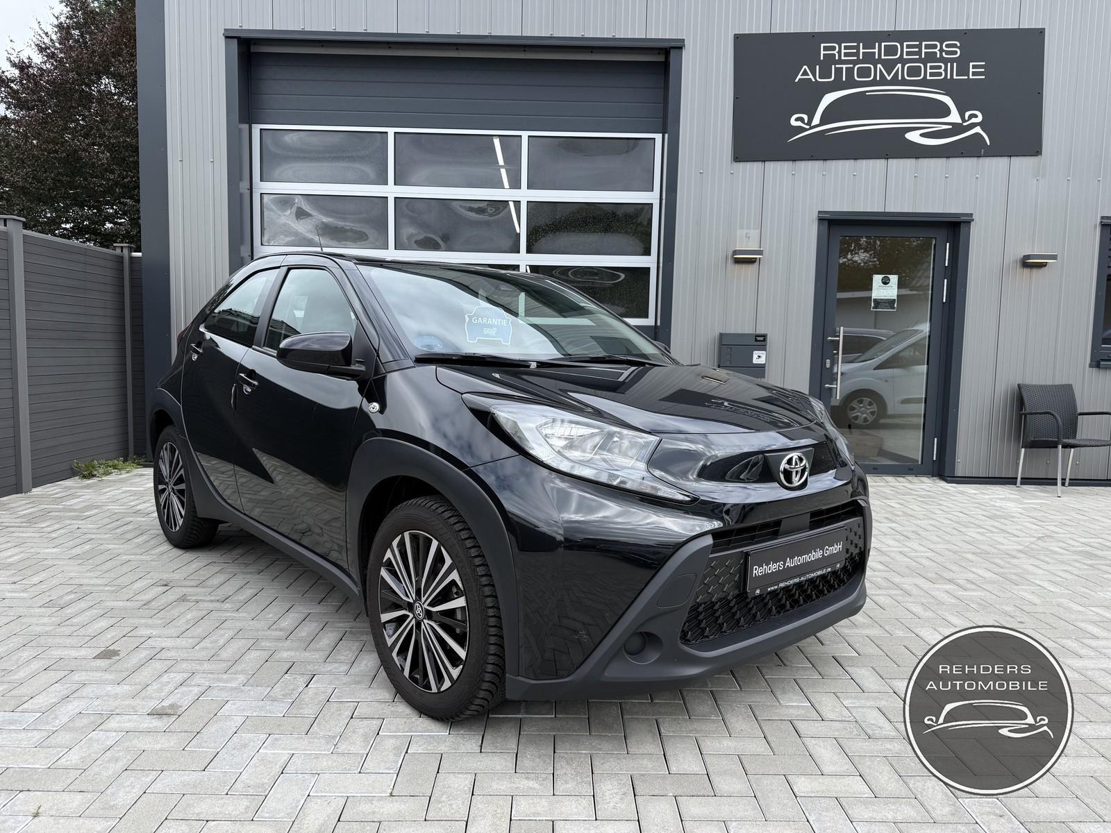 Toyota Aygo X Play ACC Kamera AppleCar Scheckheft 1.Han