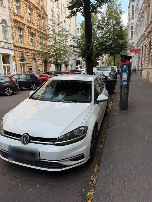 Image of Volkswagen Golf