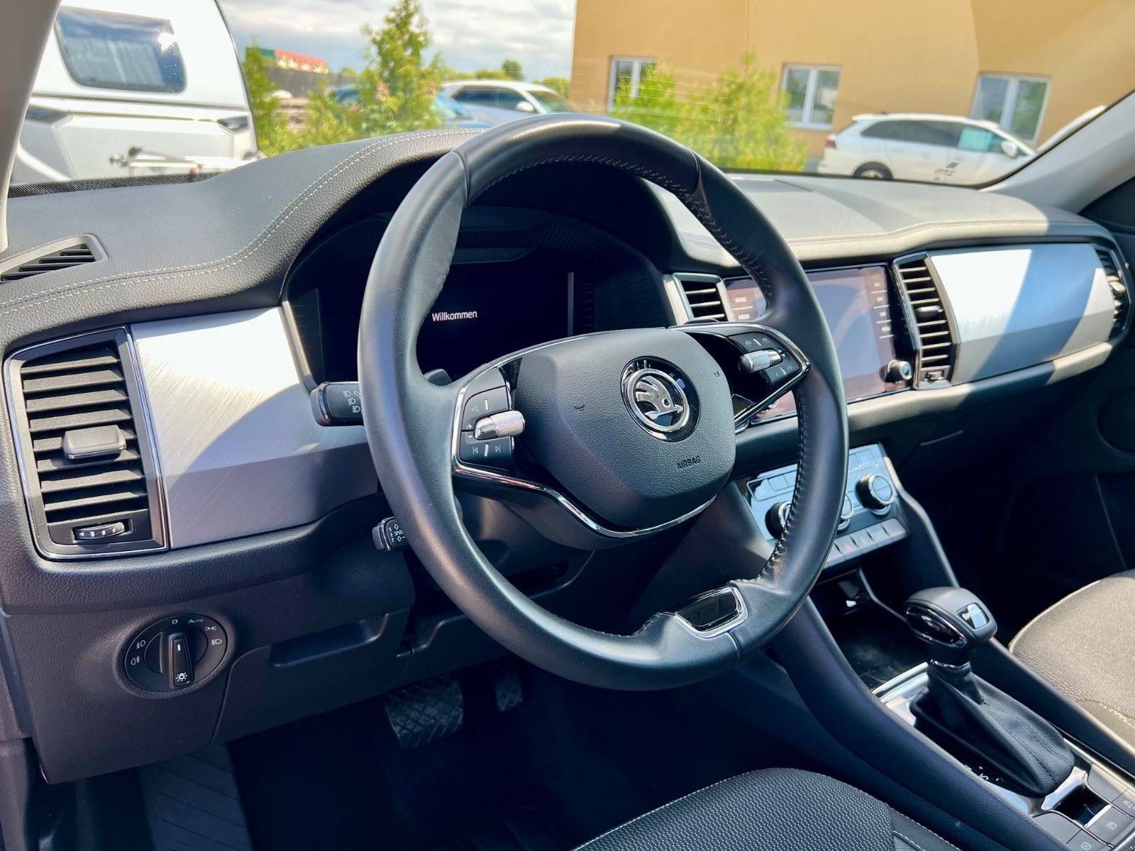 SKODA Kodiaq Ambition 7-SITZE AAC SCHIEBEDACH KAMERA