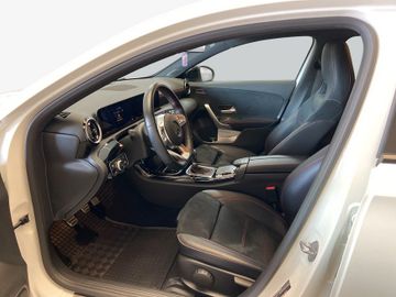 Mercedes A 180 - 9
