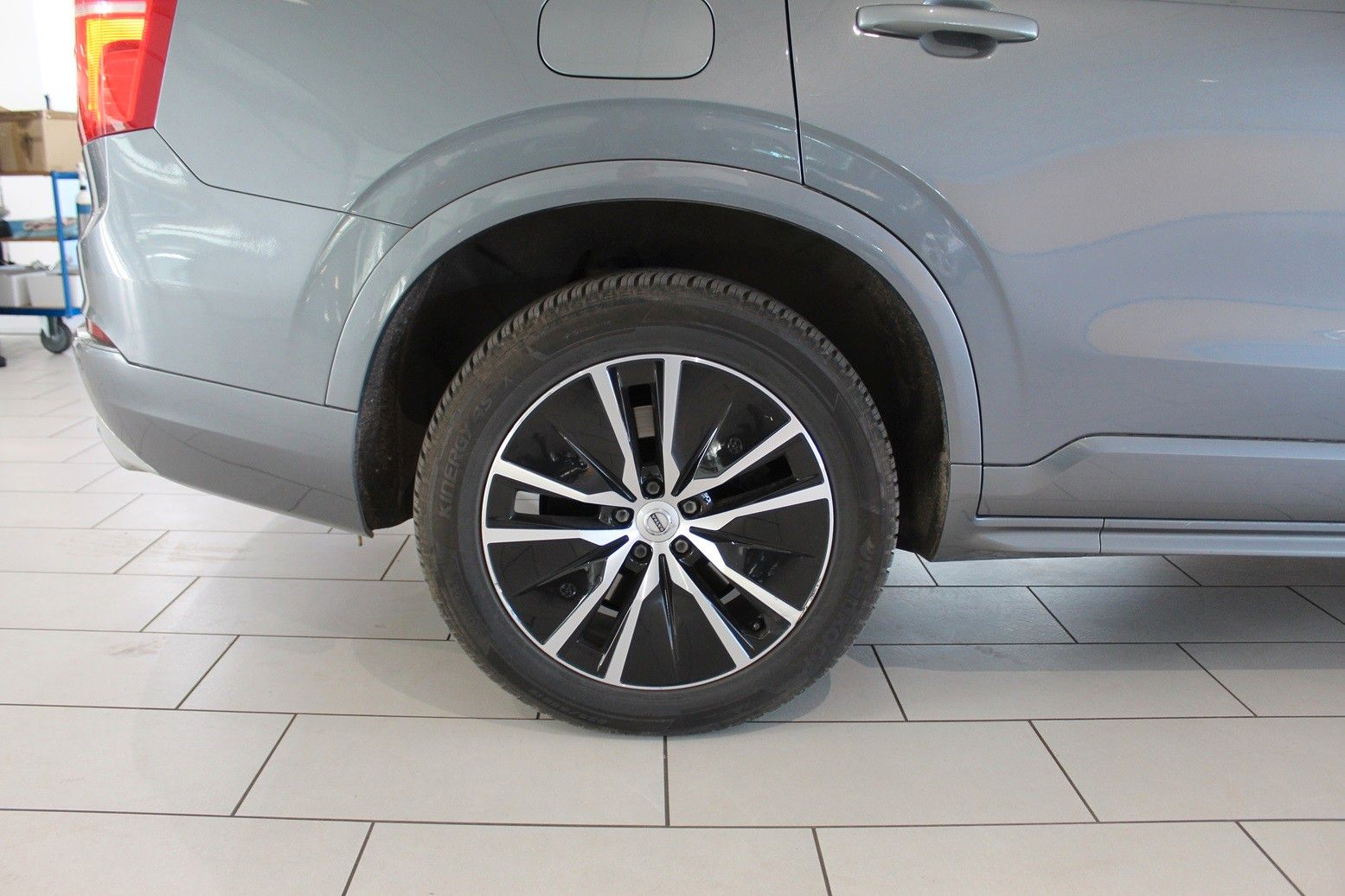 Fahrzeugabbildung Volvo XC90 Momentum Pro  AWD/4xSHZ/LHZ/PANO/LEDER/HUD