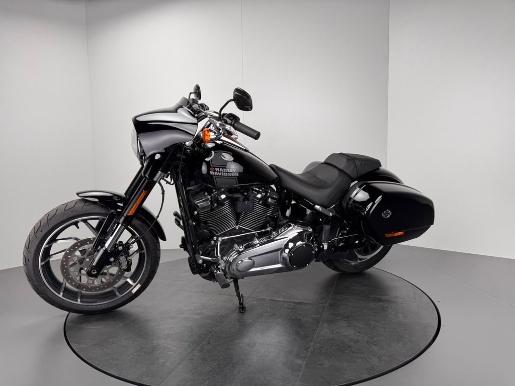 Fahrzeugabbildung Harley-Davidson SPORT GLIDE *NEUWERTIG