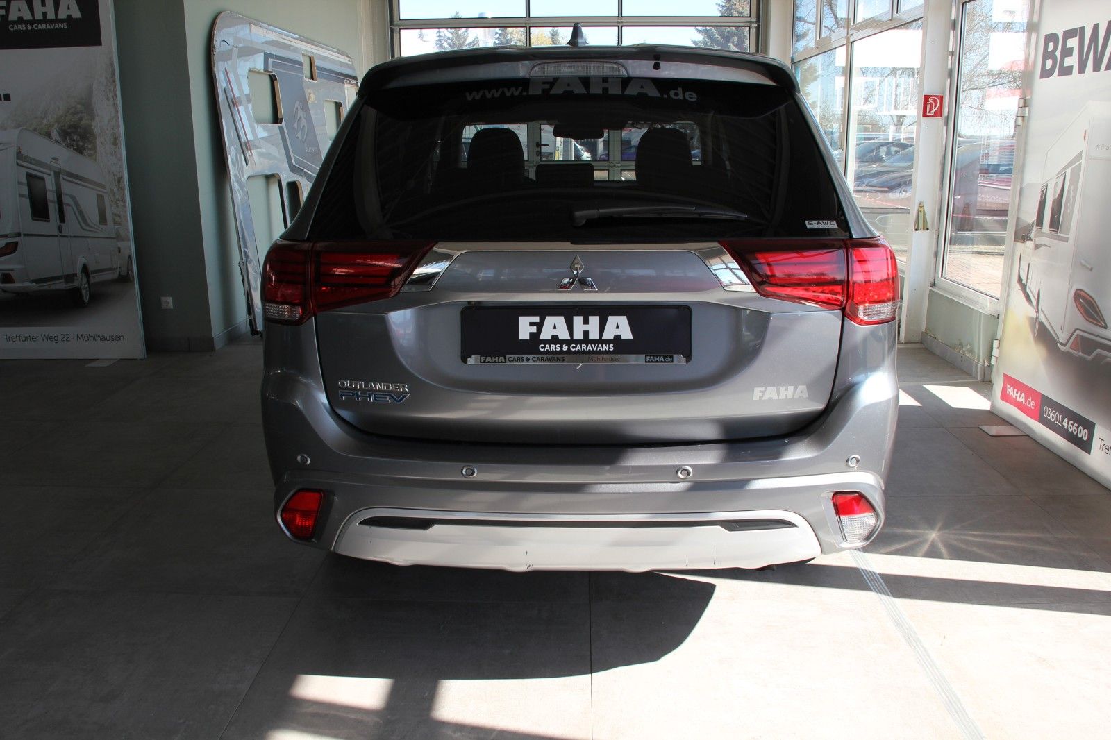 Fahrzeugabbildung Mitsubishi Outlander PHEV Plus mit FA-Paket