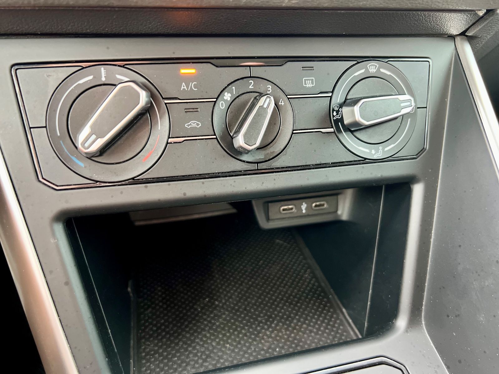 VW Polo Life KLIMA PDC CARPLAY LED