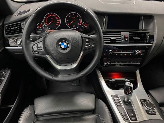 Fahrzeugabbildung BMW X3 xDrive35d+Vollleder+AHK SCHWENKBAR+ALLRAD