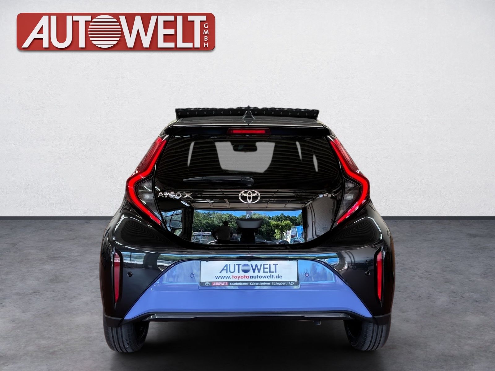 Fahrzeugabbildung Toyota Aygo X Lounge Hybrid Premium Canvas Faltdach +JB