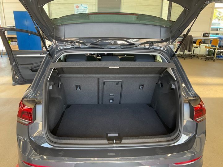 Fahrzeugabbildung Volkswagen Golf Life TSI *Cam*PDC*LED*Sitzhzg*App*ACC*XDS*