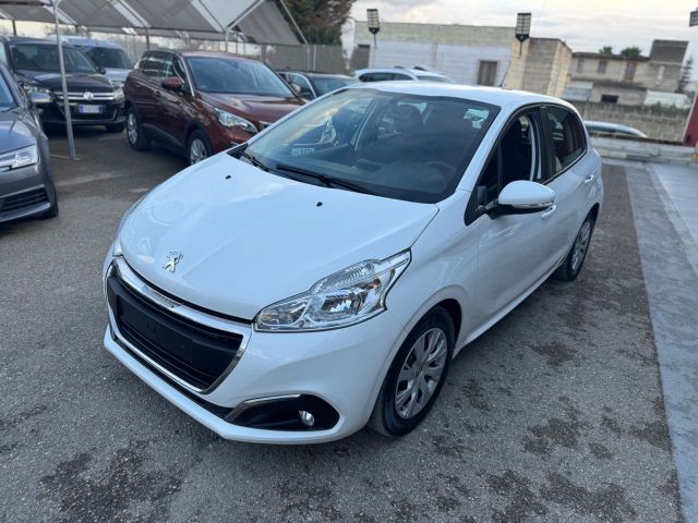 Peugeot 208 BlueHDi 100 5 porte Allure navi