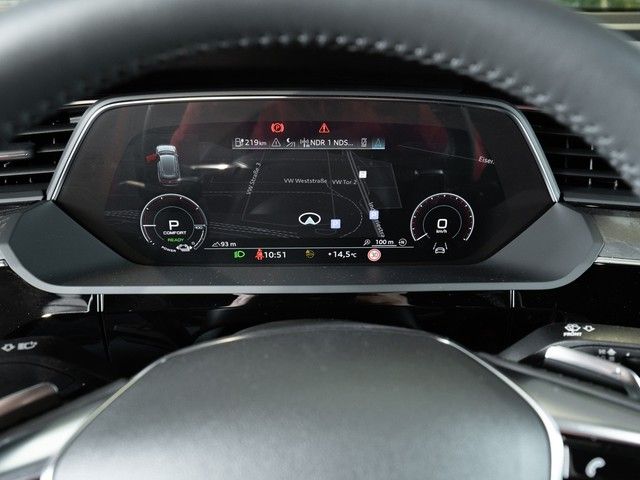 e-tron 50 quattro advanced HEAD-UP+360°+AHK+MATR