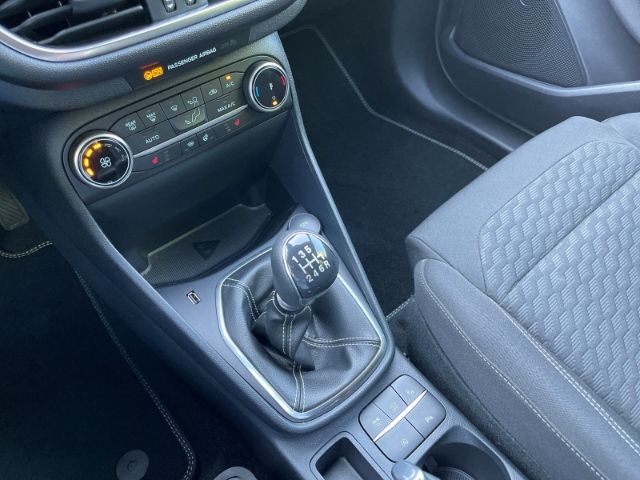 Fahrzeugabbildung Ford Fiesta 1.0 EcoBoost Titanium Sitzheizung, Einpar