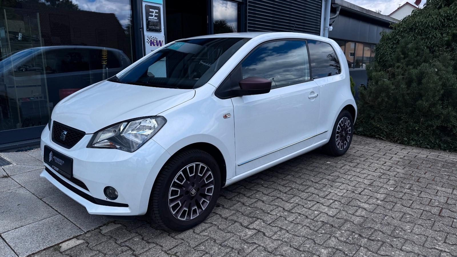 Seat Mii Chic l Sitzh. l Klima l PDC l Navi l Radio