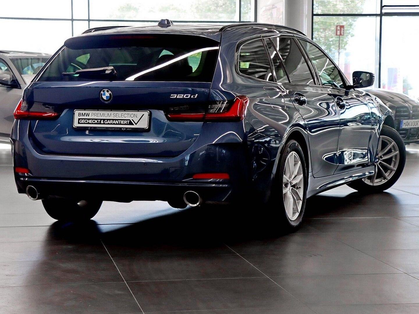 BMW 320d Touring Head-Up Sportsitze PDC+Kamera