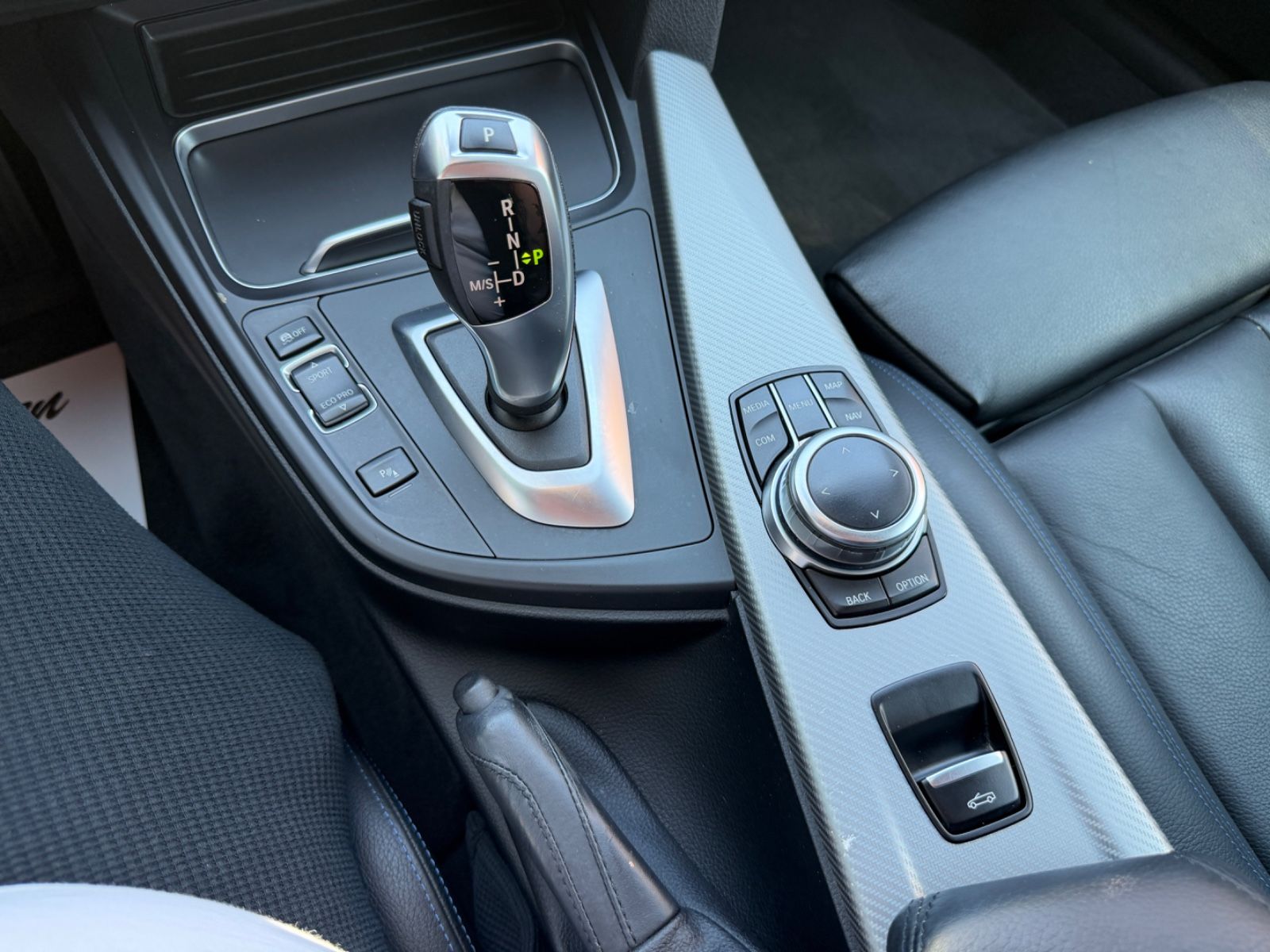 Fahrzeugabbildung BMW 420 i Cabrio M SPORT 1-HAND NAVI AUTOMATIK LED