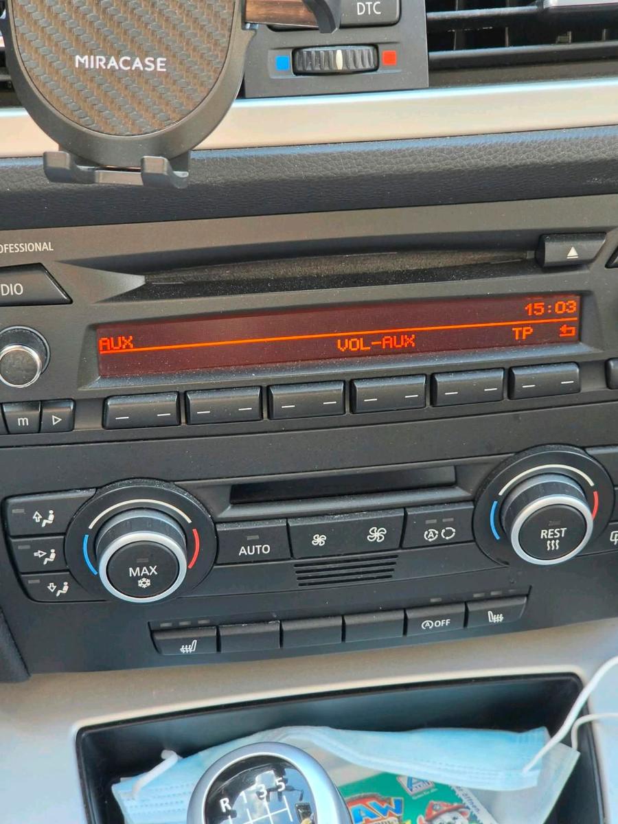 BMW  2009 — photo 15