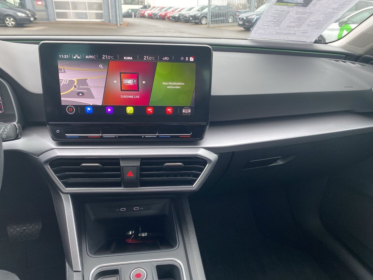 Fahrzeugabbildung SEAT Leon Sportstourer FR 2.0 TDI EU6d Navi digitales