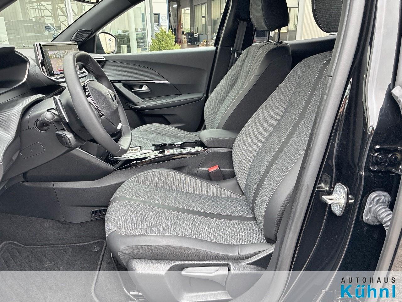 Peugeot 2008 Hybrid 145 Allure