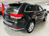 Jeep Grand Cherokee 3.0 CRD Summit 4x4 Panoramadach - Jeep Gebrauchtwagen in Hamburg