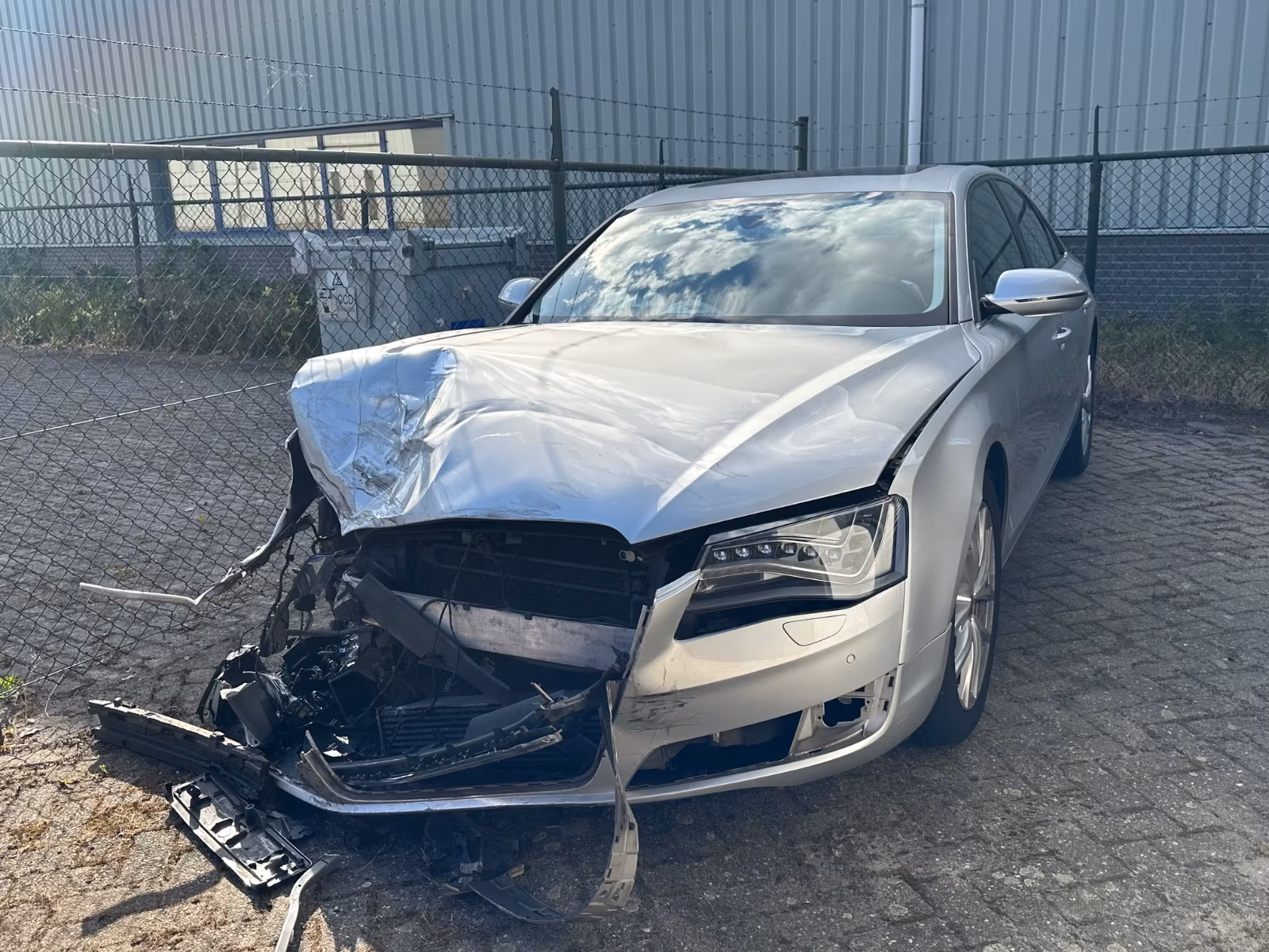 Audi A8 3.0 TDI Quattro/S.DACH/ROLLO/DE-BRIEF/BOSE/