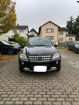 Mercedes-Benz ML 350 CDI 4M Sportpaket AMG... - Mercedes-Benz ML 350 in Frankfurt (Main)