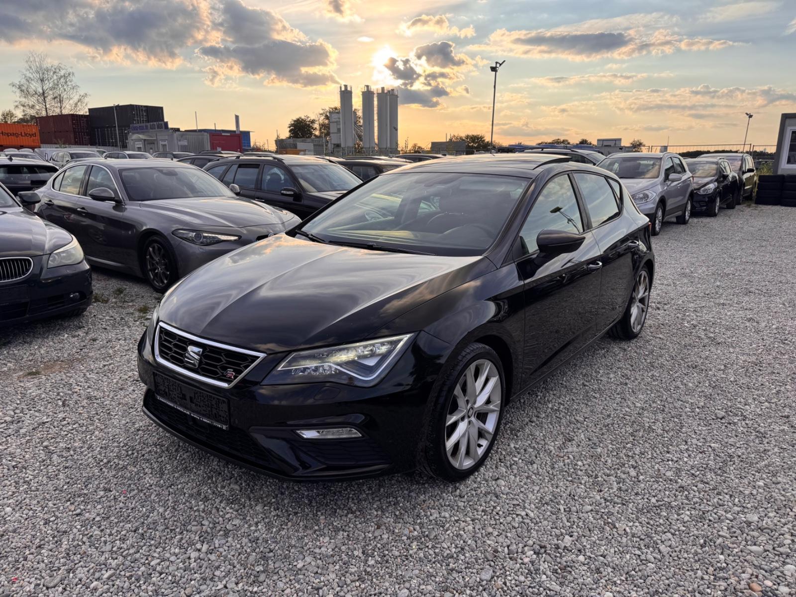 Seat *Leon*FR*Navi*Pano*ACC*LED*Keyless*Alcantara*