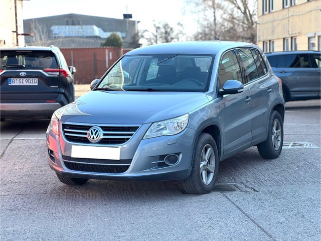 Volkswagen Tiguan 1.4 TSI TÜV neu