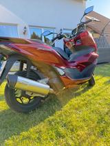 Honda PCX 125 - HONDA ROLLER 125 PCX