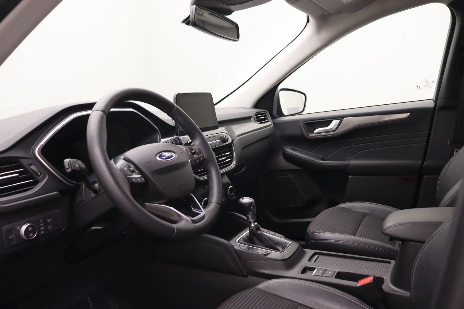 Fahrzeugabbildung Ford Kuga 1.5 Titanium X HUD AHK LED ACC