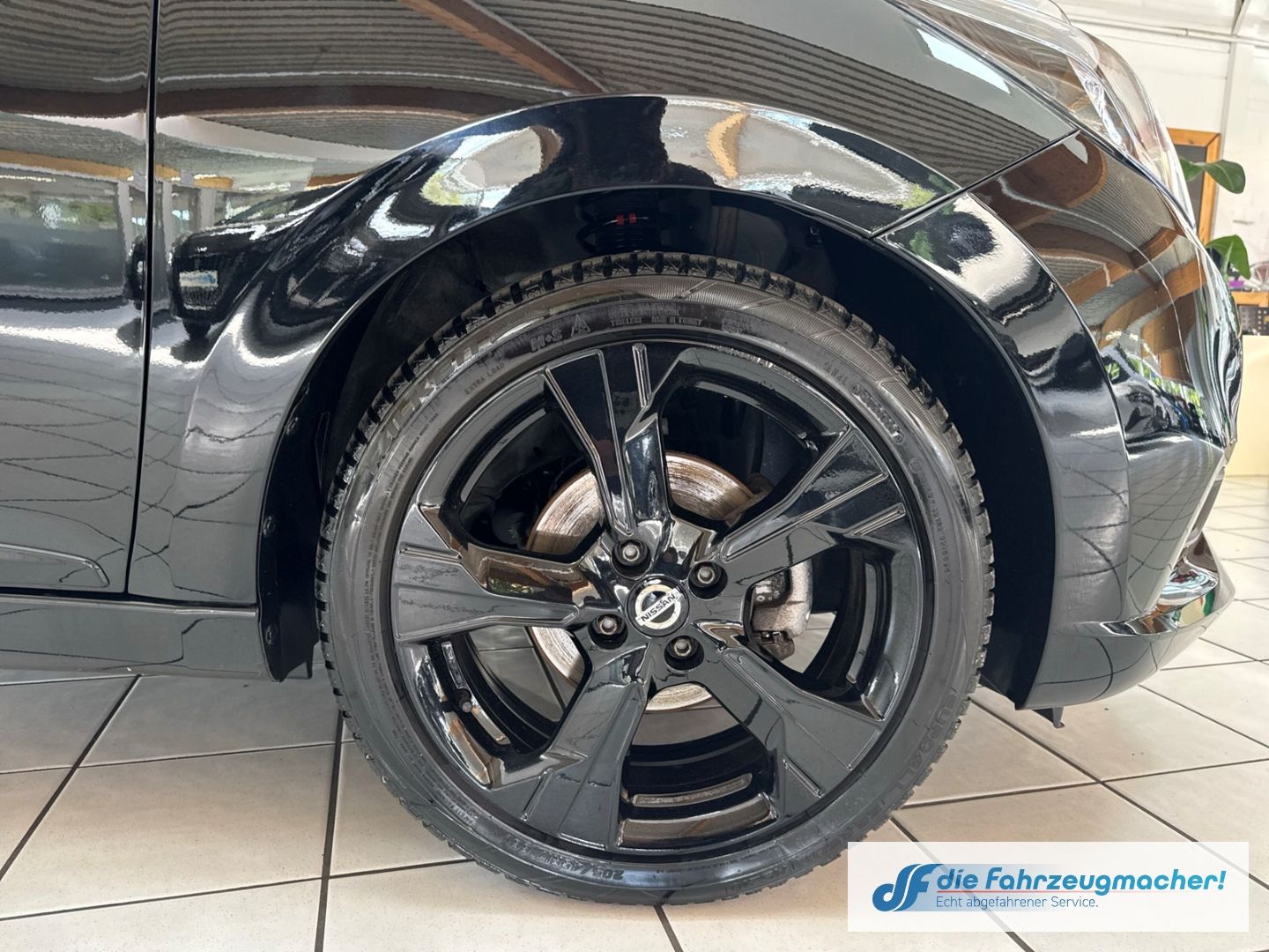 Fahrzeugabbildung Nissan Micra N-Sport Navi Soundsystem Bose LED Klimaaut