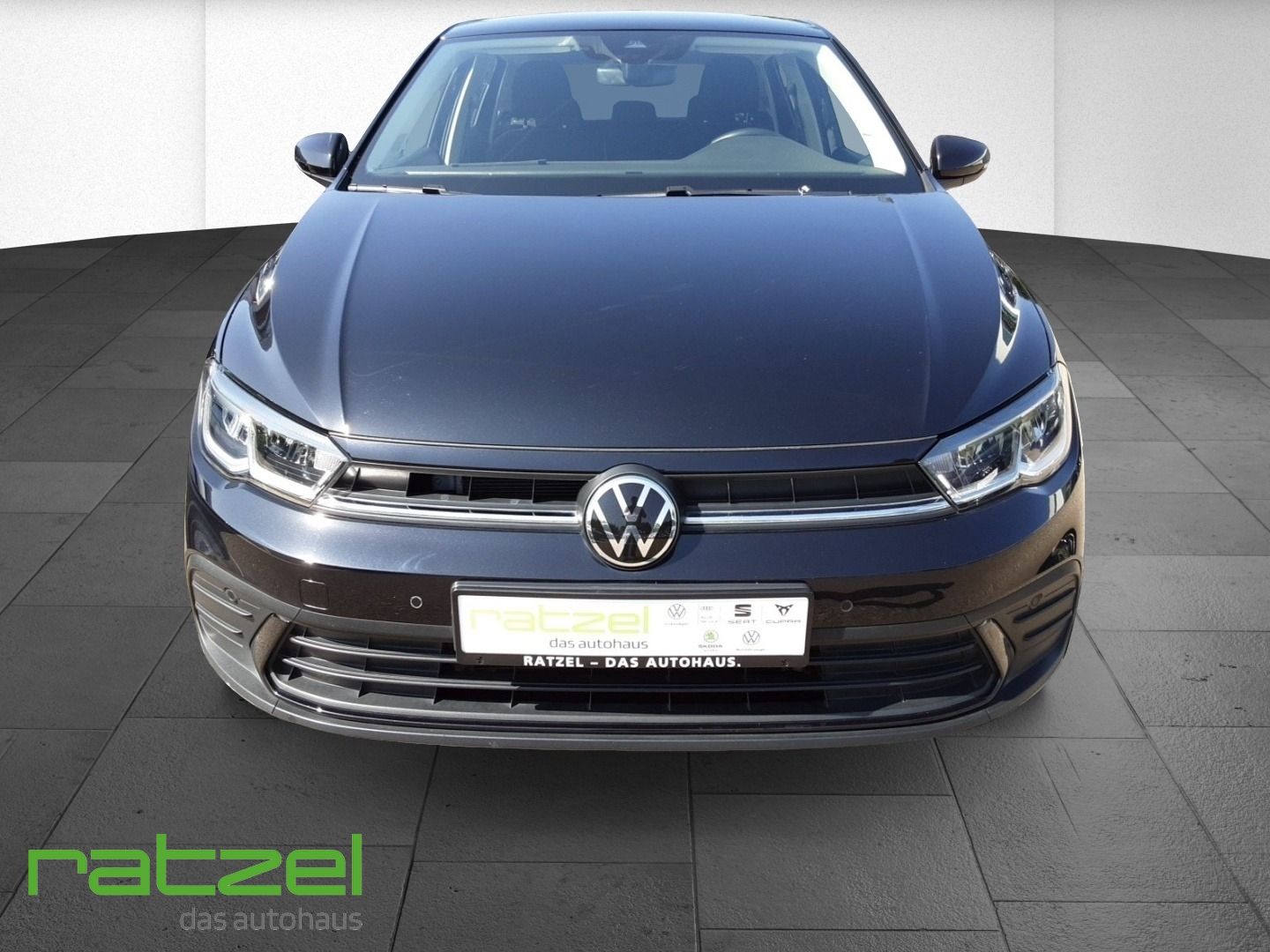 Fahrzeugabbildung Volkswagen Polo Life 1.0 TSI DSG ACC IQ Drive Paket Side As