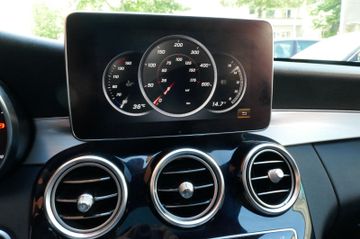 Fahrzeugabbildung Mercedes-Benz T-Modell C 220 BlueTec / d T AMG-Line