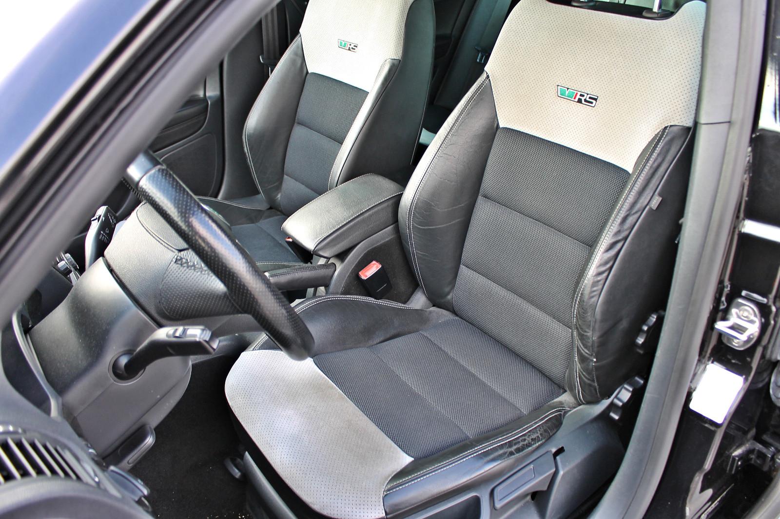 Skoda Octavia Combi RS 2.0 TSI 200 ch BVM / 165 000 km / Alcantara / Bi-Xénon / Sièges chauffants