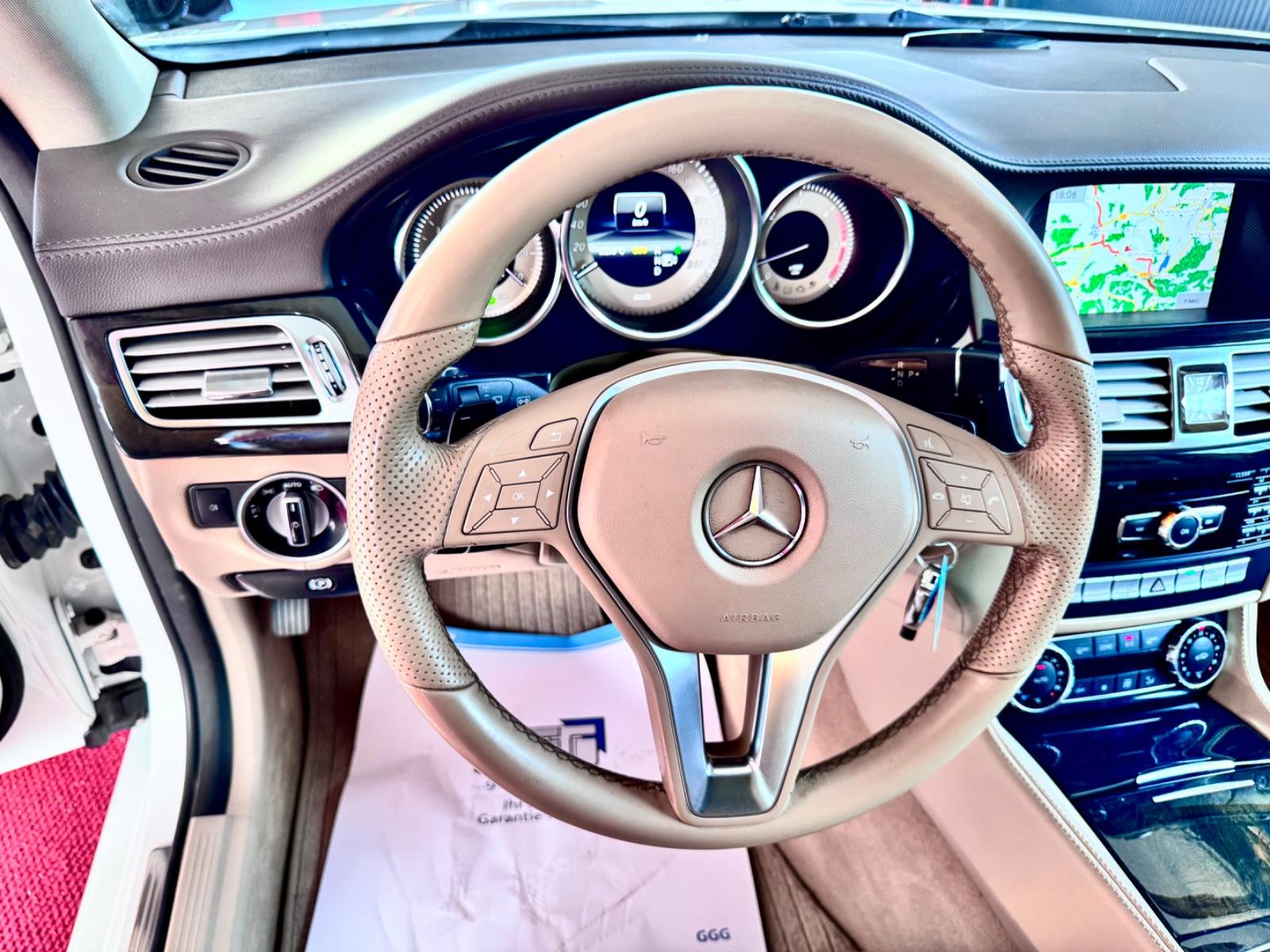 MERCEDES-BENZ CLS 350 CDI SHOOTING BRAKE 4MATIC 265ch - AIRMATIC - TOIT OUVRANT - CUIR - ATTELAGE