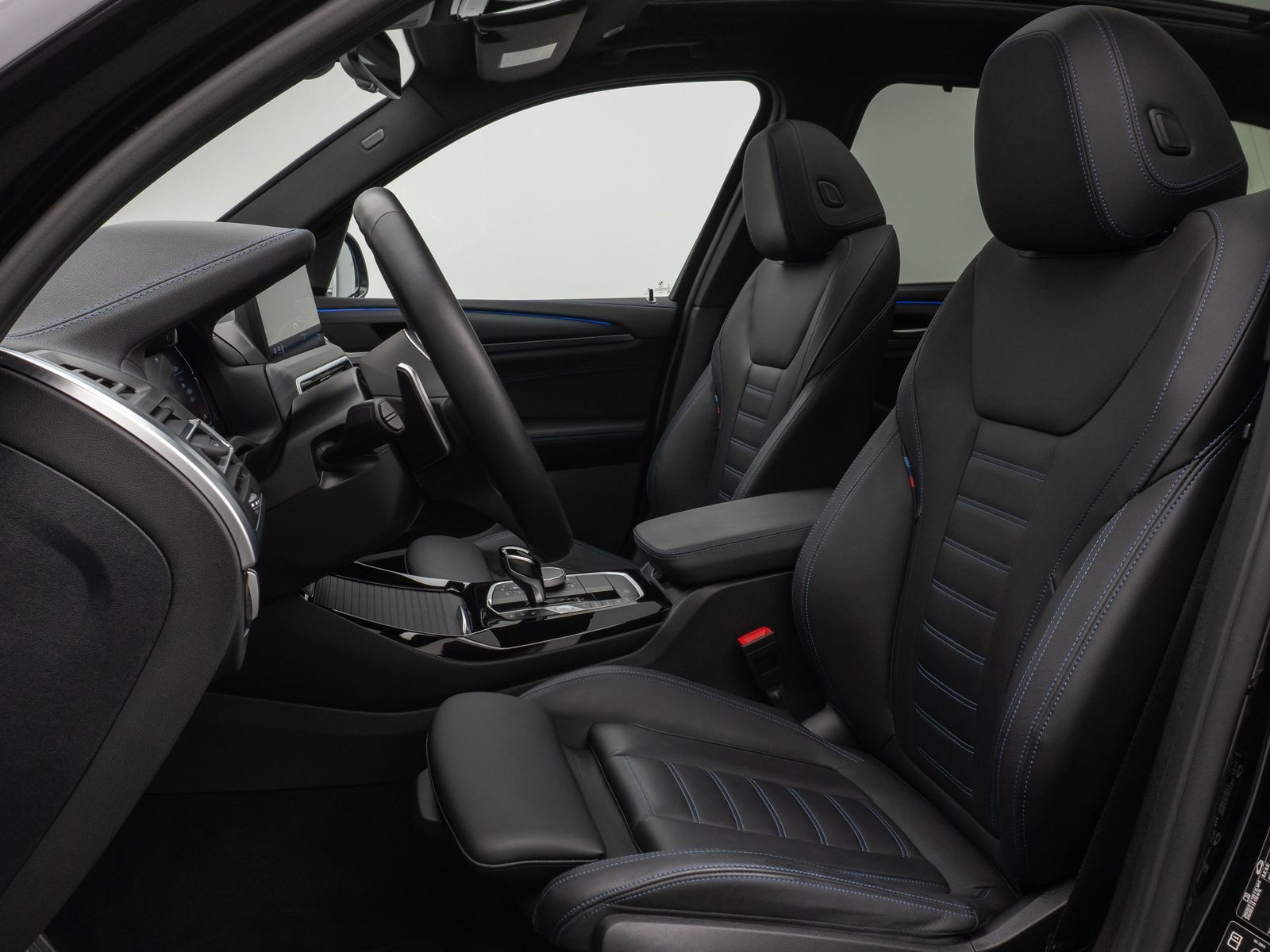 Fahrzeugabbildung BMW X3 xD30i  M Sport Panorama Laser 360°HUD DAB H/K