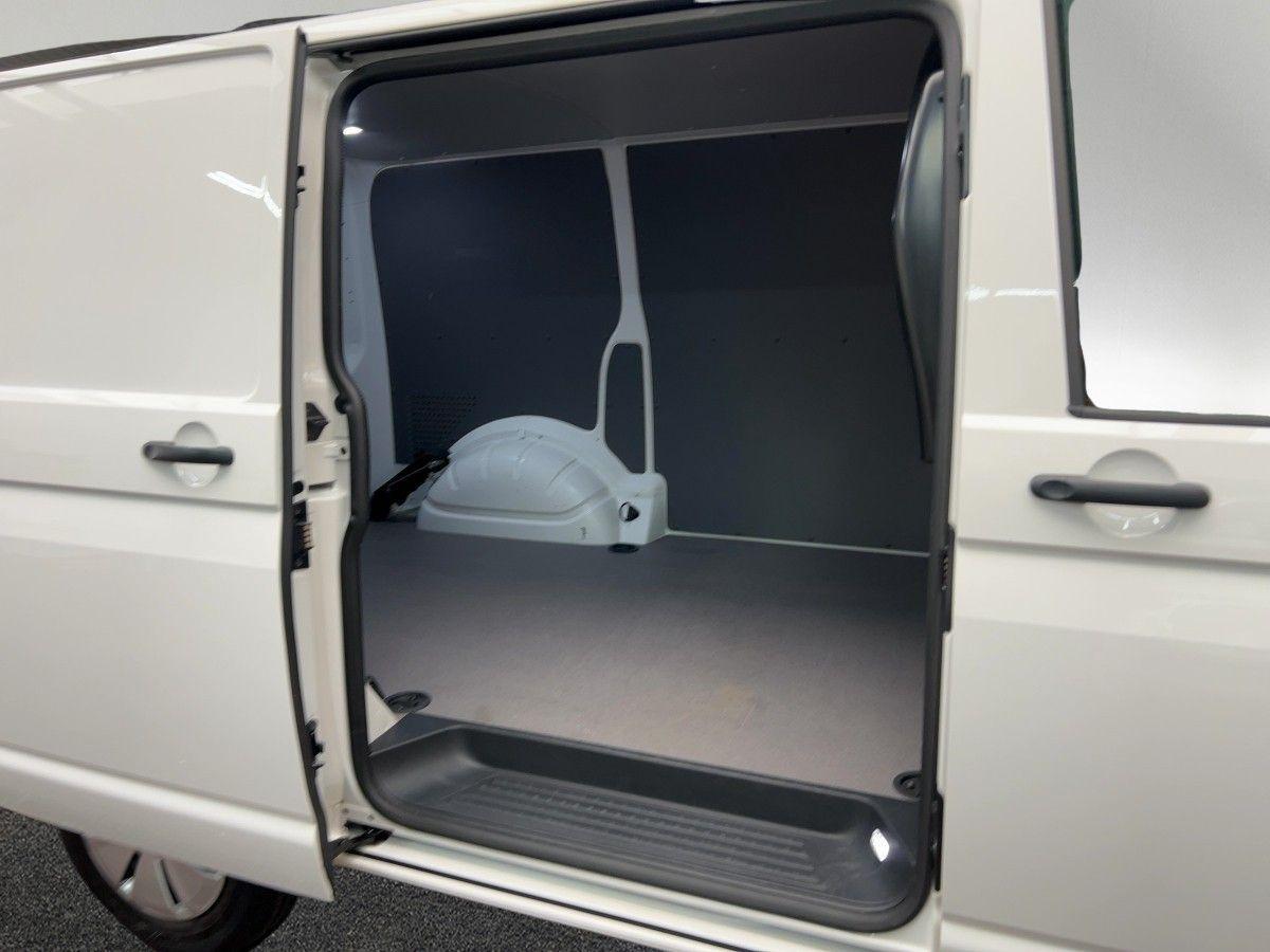 Volkswagen T6.1 Kasten KR 2.0 TDI DSG AHK PDC KLIMA