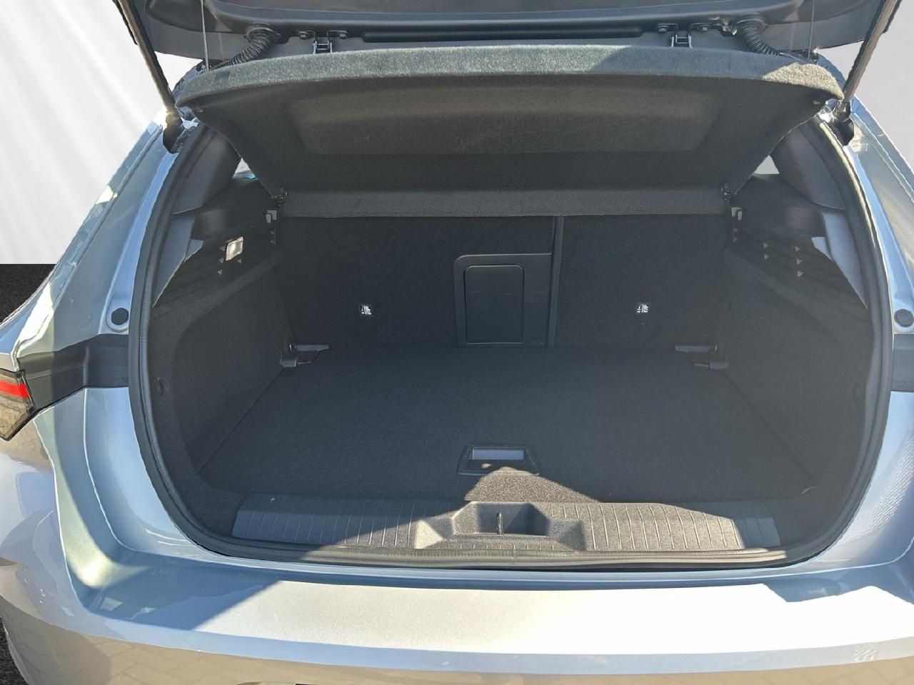 Fahrzeugabbildung Opel Astra L 1,2 Ultimate Automatik, Panorama