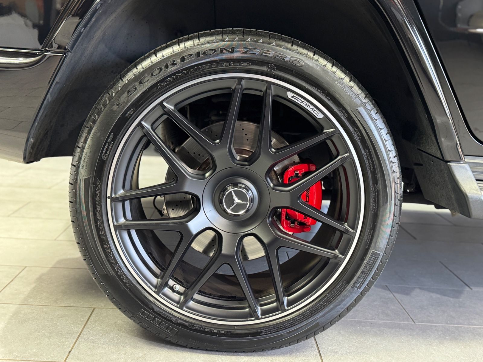 Fahrzeugabbildung Mercedes-Benz G 63 AMG|PERFORMANCE|MASSAGE|AMG-DRIVER|VOLL